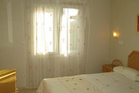 House With Garden At Oliva Nova Golf & Beach Resort Les Deveses Exterior photo