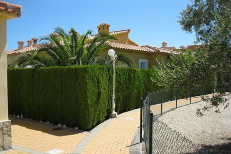 House With Garden At Oliva Nova Golf & Beach Resort Les Deveses Exterior photo