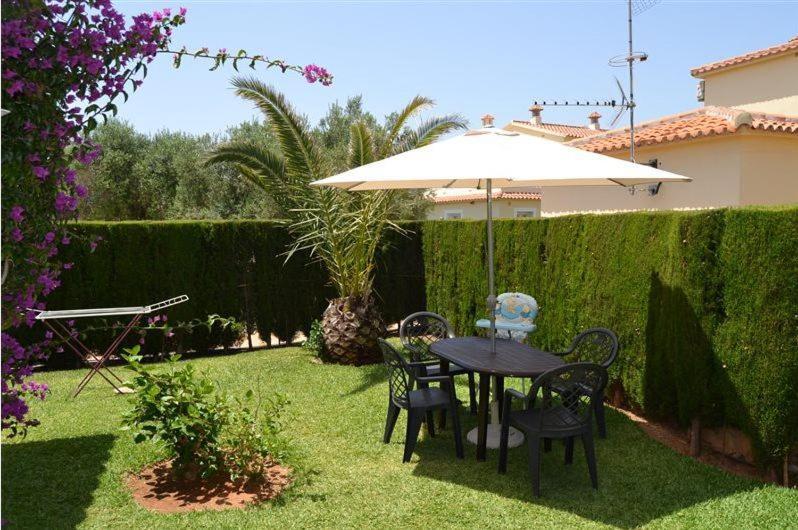 House With Garden At Oliva Nova Golf & Beach Resort Les Deveses Exterior photo